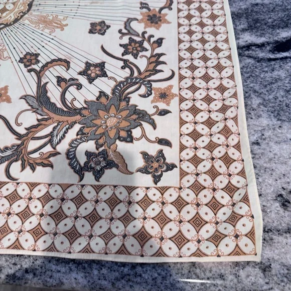 Gorgeous 35 Inch Square Scarf - Picture 11 of 15